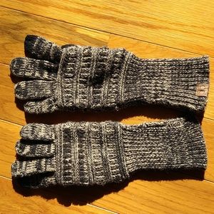 Woman's gloves